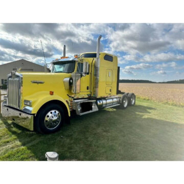 2015 Kenworth Conventional – Sleeper Truck, Tractor W900 for sale