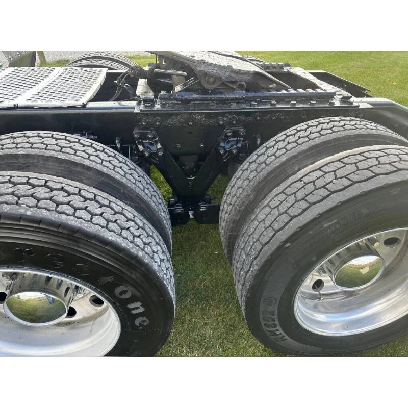 2015 Kenworth Conventional – Sleeper Truck, Tractor W900