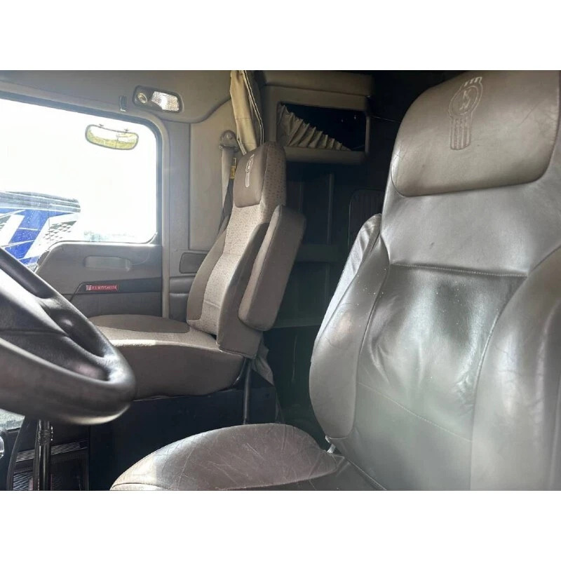 2015 Kenworth Conventional – Sleeper Truck, Tractor W900