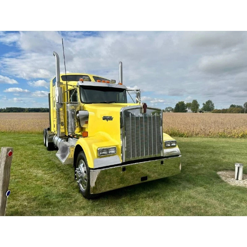 2015 Kenworth Conventional – Sleeper Truck, Tractor W900