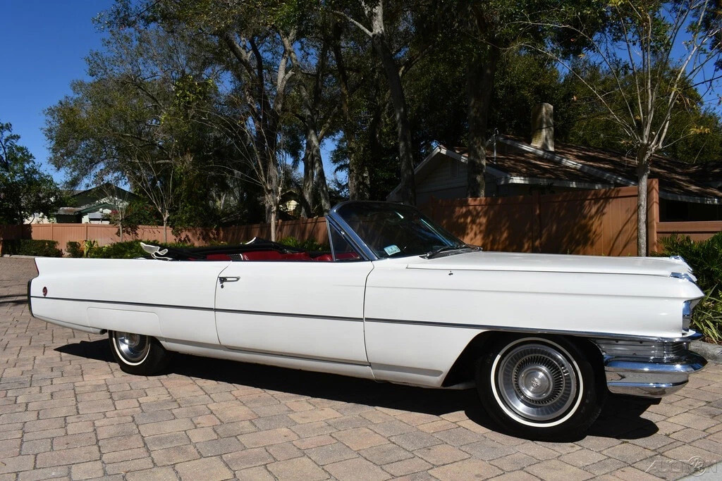 1963 Cadillac Deville Restored Convertible Rare Buckets Consol !!
