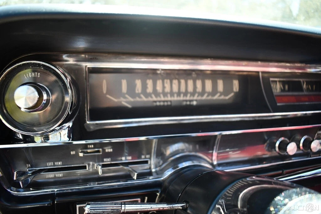 1963 Cadillac Deville Restored Convertible Rare Buckets Consol !!