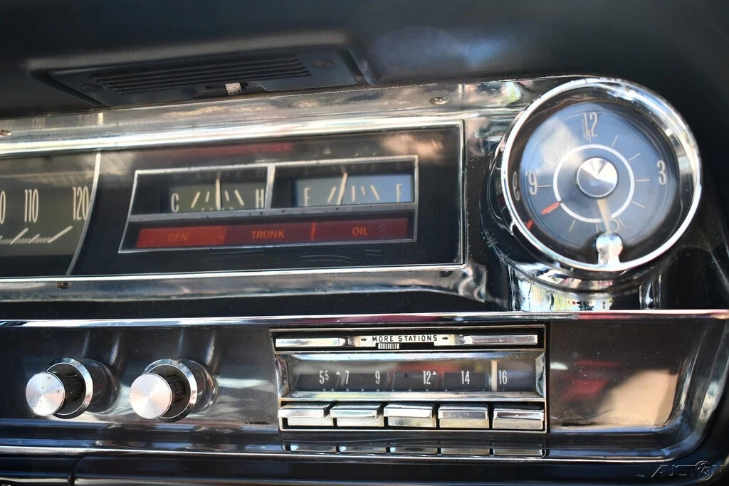 1963 Cadillac Deville Restored Convertible Rare Buckets Consol !!