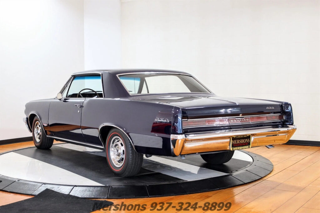 1964 Pontiac GTO 4 Speed 2-Door Coupe