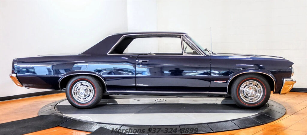 1964 Pontiac GTO 4 Speed 2-Door Coupe