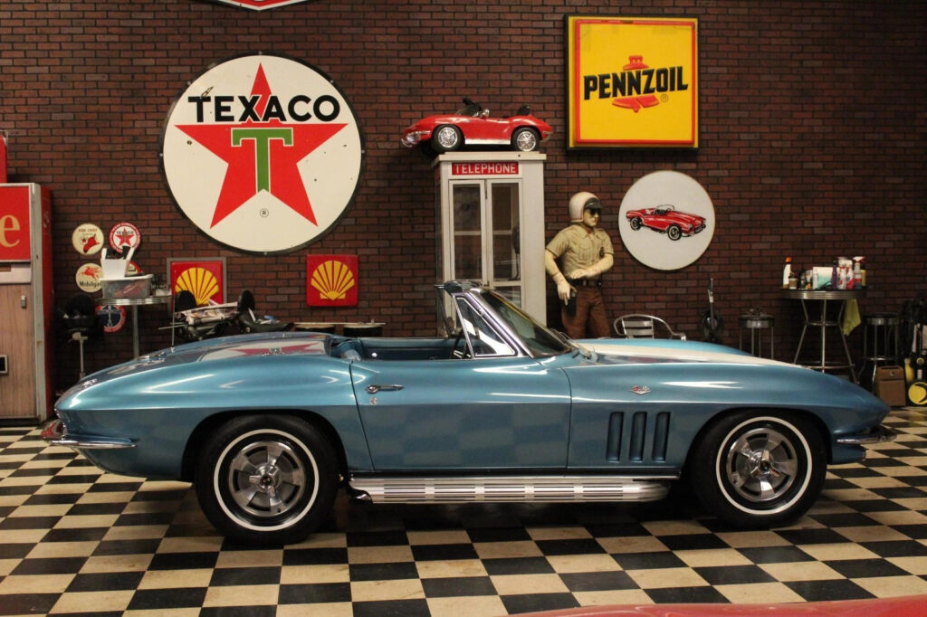 1966 Chevrolet Corvette Conv. Matching #’s 327/300 Sidepipes