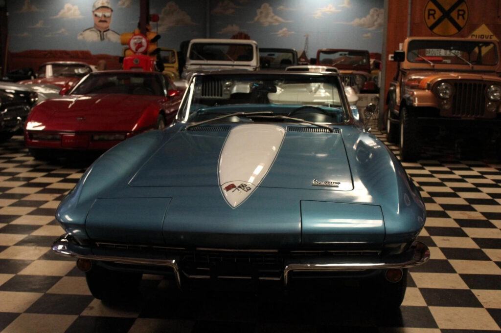1966 Chevrolet Corvette Conv. Matching #’s 327/300 Sidepipes