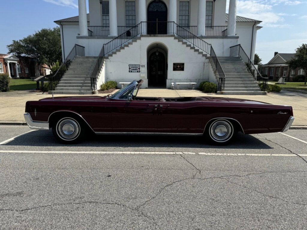 1966 Lincoln Continental