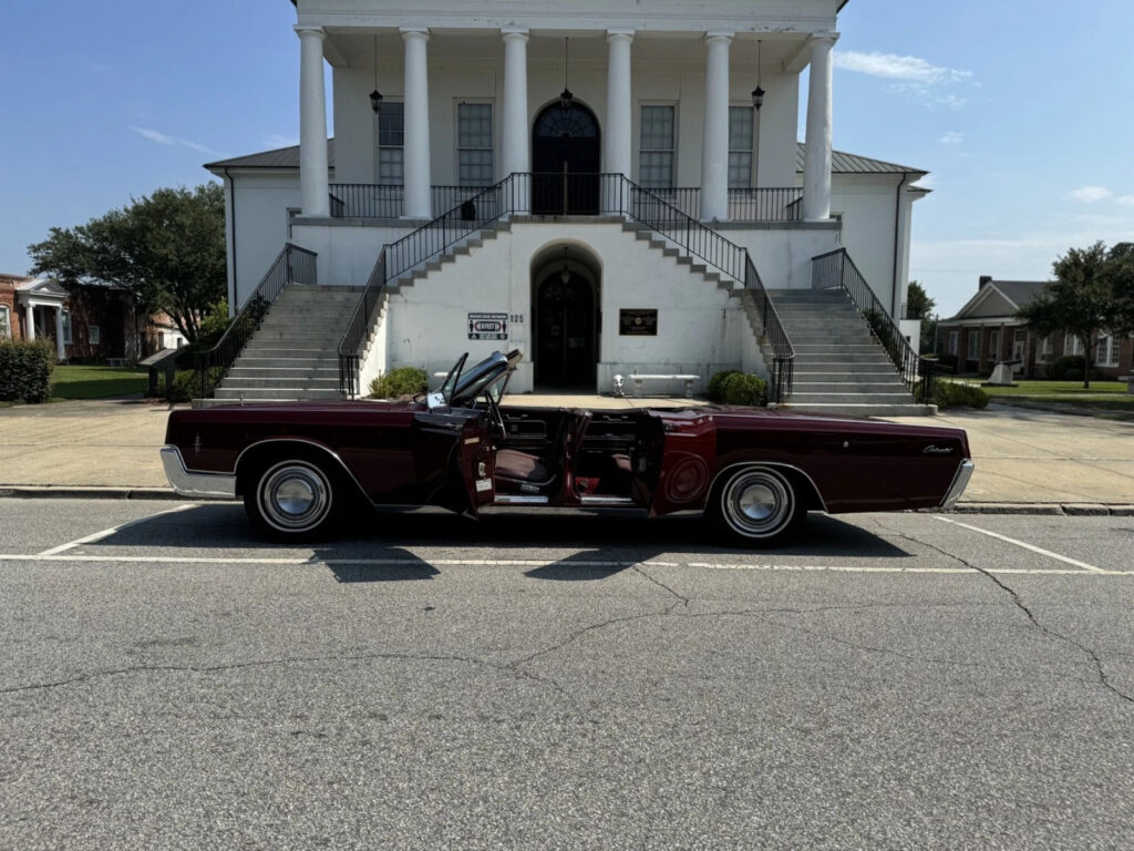 1966 Lincoln Continental
