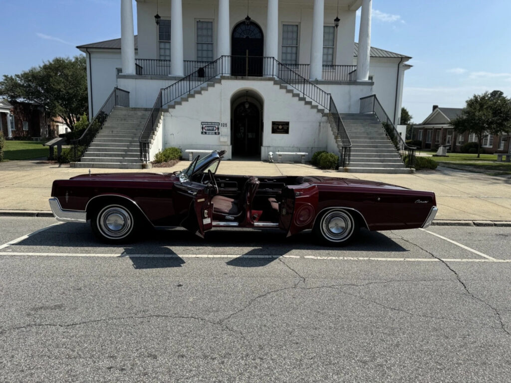 1966 Lincoln Continental
