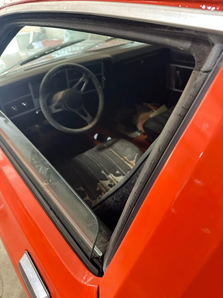 1976 Plymouth Volare Road Runner
