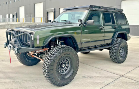 1997 Jeep Cherokee XJ – Beautiful Restomod for sale
