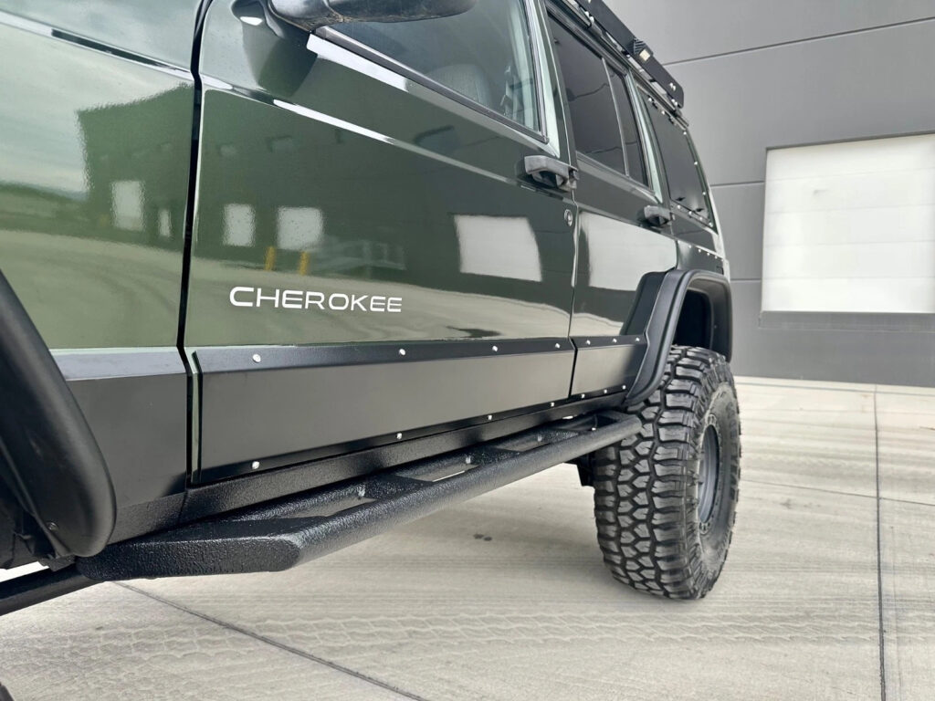 1997 Jeep Cherokee XJ – Beautiful Restomod