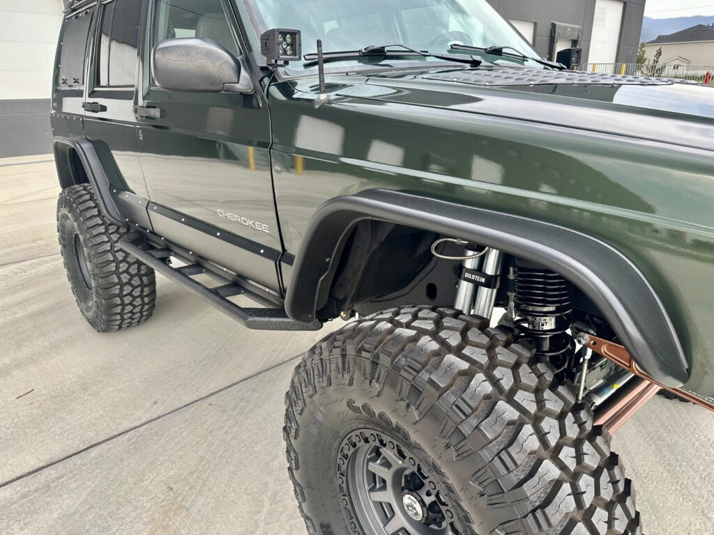 1997 Jeep Cherokee XJ – Beautiful Restomod