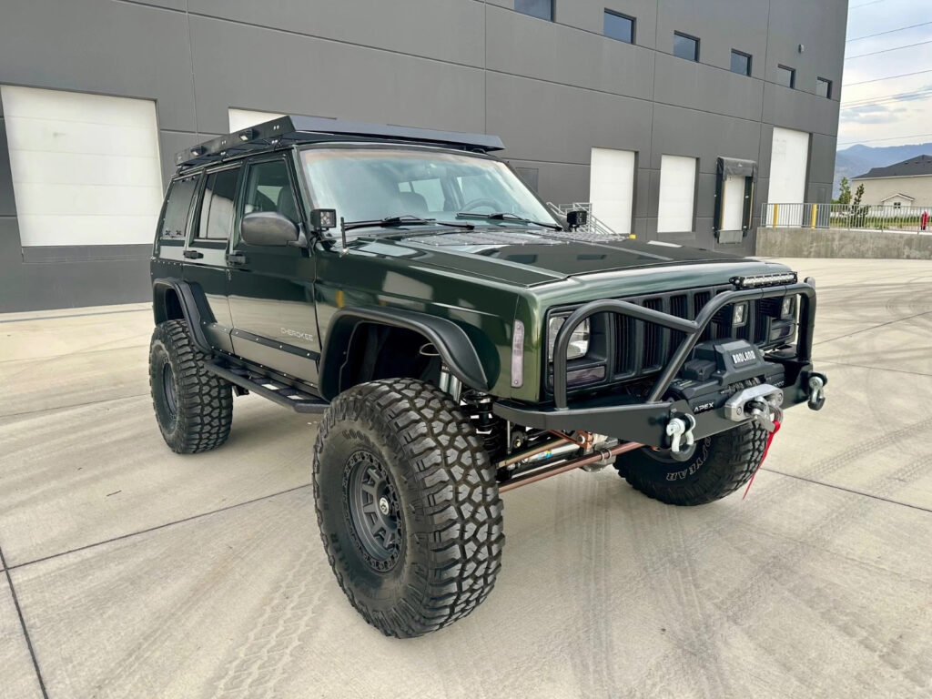 1997 Jeep Cherokee XJ – Beautiful Restomod
