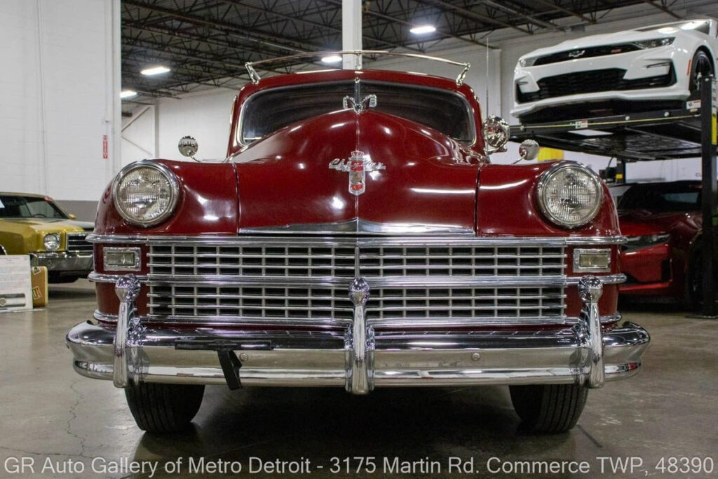 1948 Chrysler Town & Country Sedan