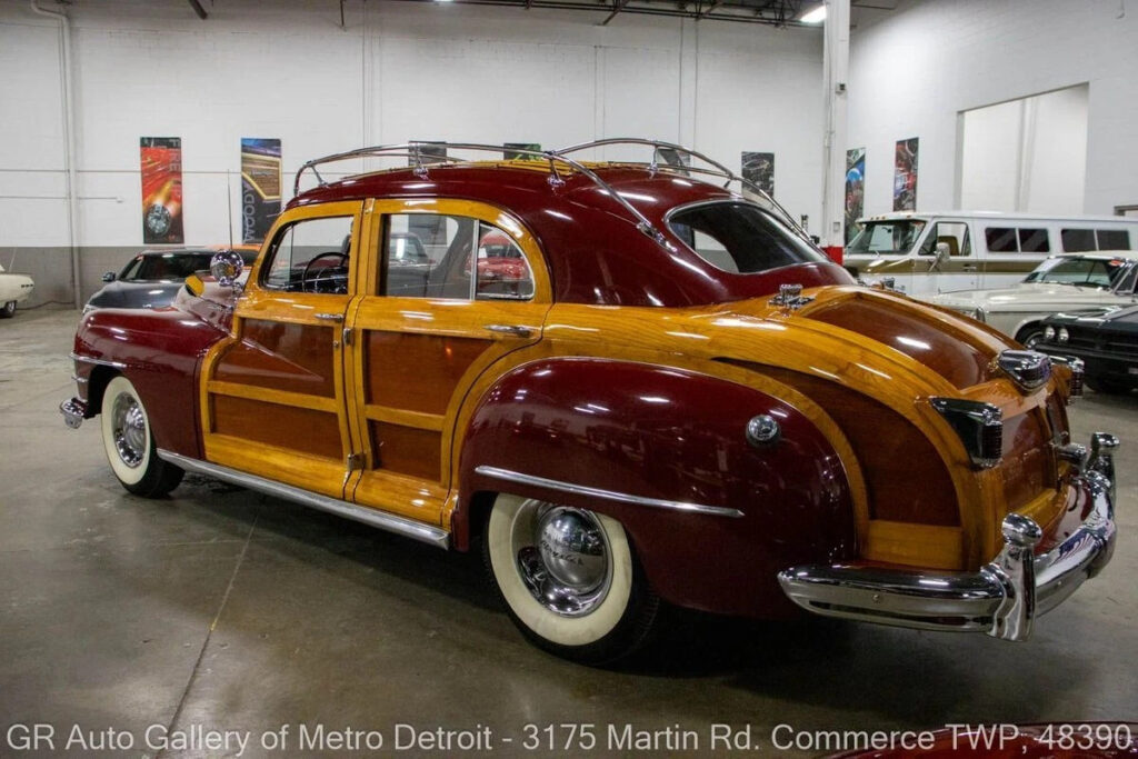 1948 Chrysler Town & Country Sedan