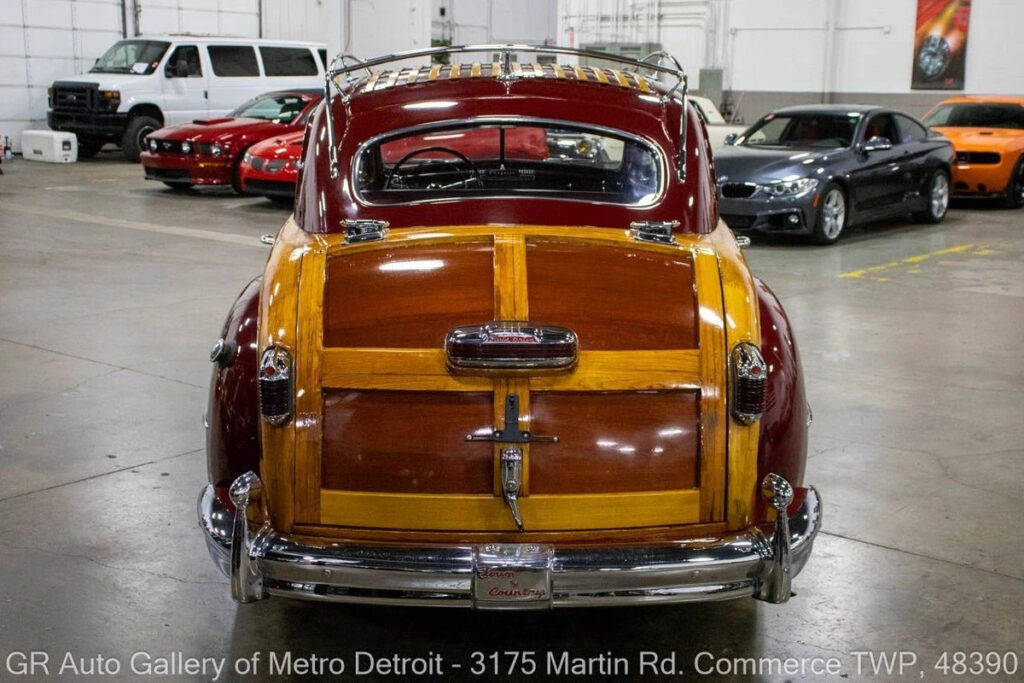 1948 Chrysler Town & Country Sedan