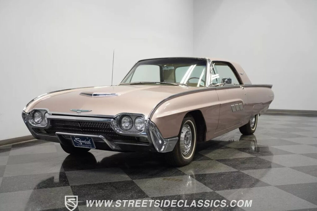 1963 Ford Thunderbird