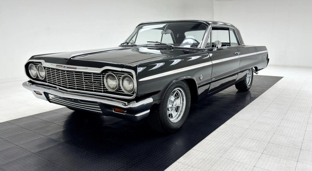 1964 Chevrolet Impala 2 Door Hardtop