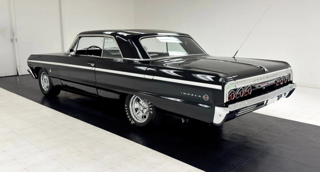 1964 Chevrolet Impala 2 Door Hardtop
