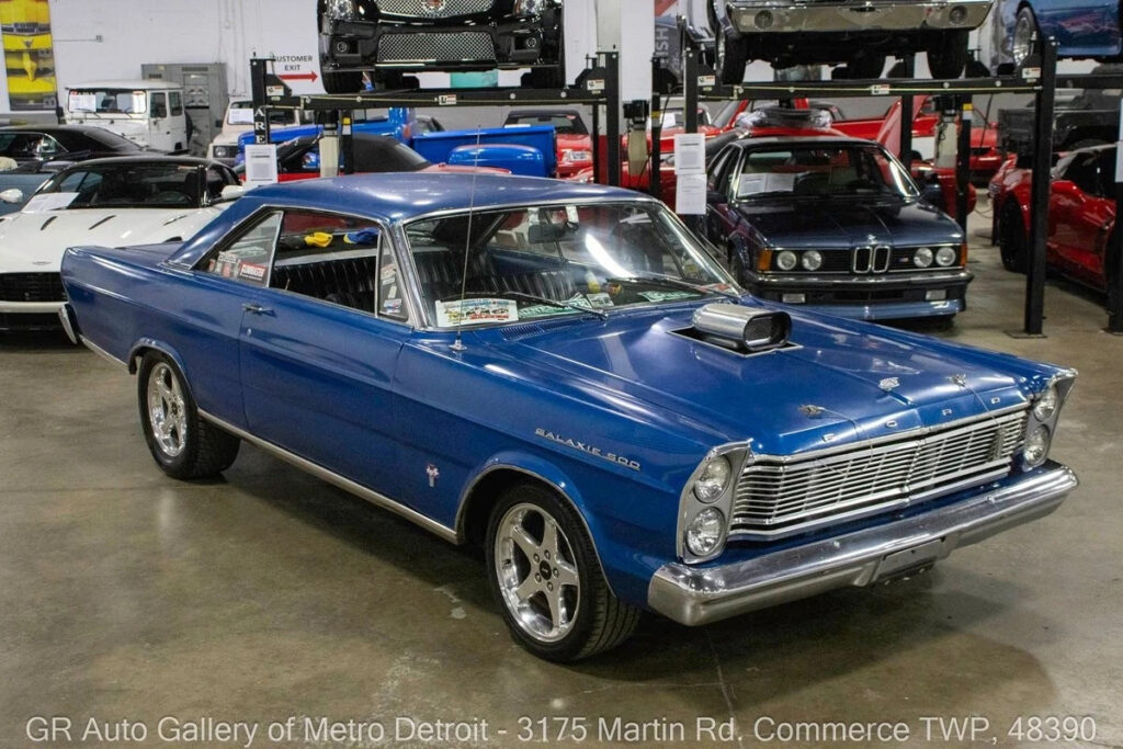 1965 Ford Galaxie