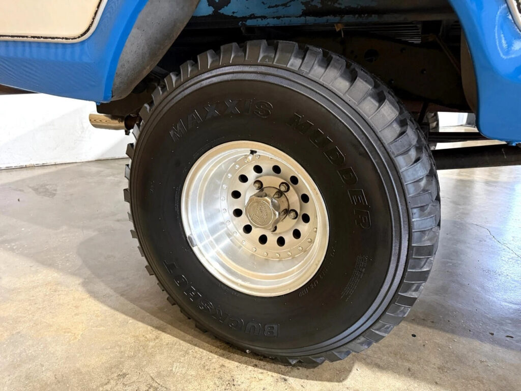 1977 Ford F-150 4WD Reg Cab 122.5″ XL