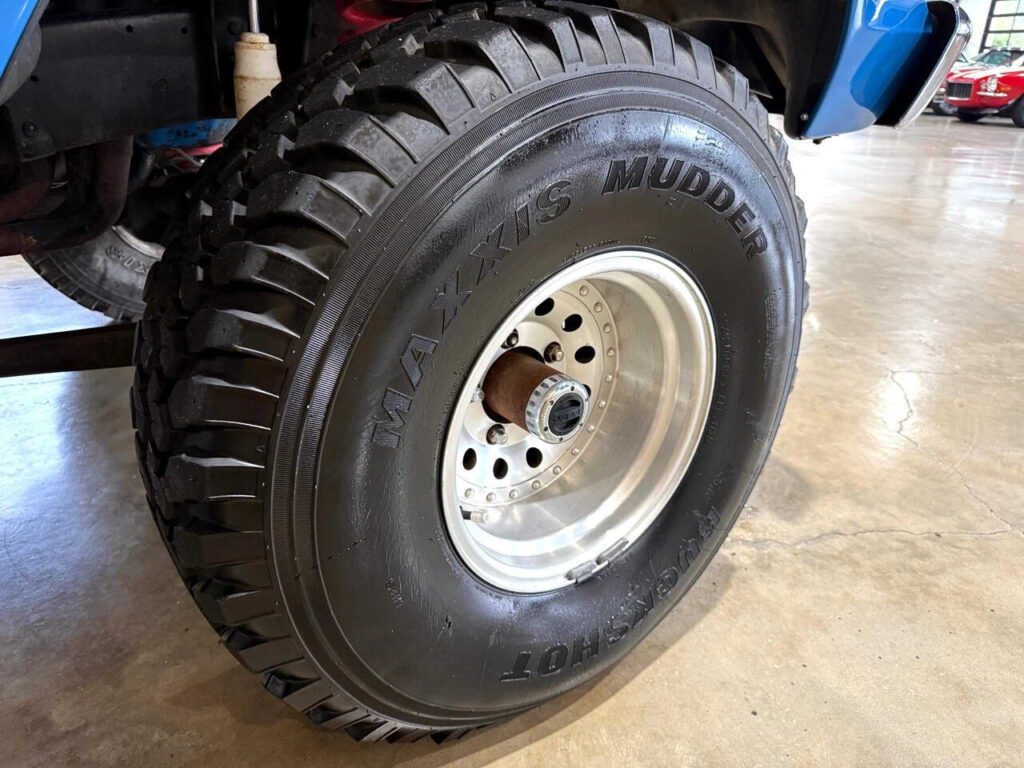 1977 Ford F-150 4WD Reg Cab 122.5″ XL
