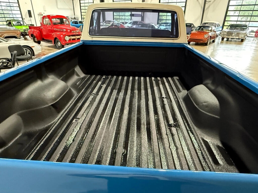 1977 Ford F-150 4WD Reg Cab 122.5″ XL