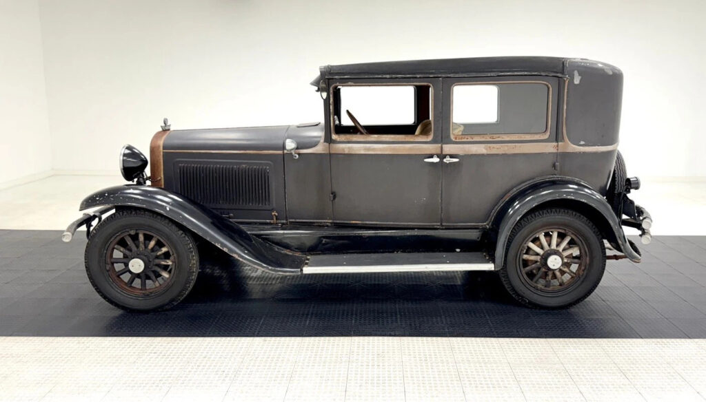 1929 Overland Whippet 98A Series Sedan