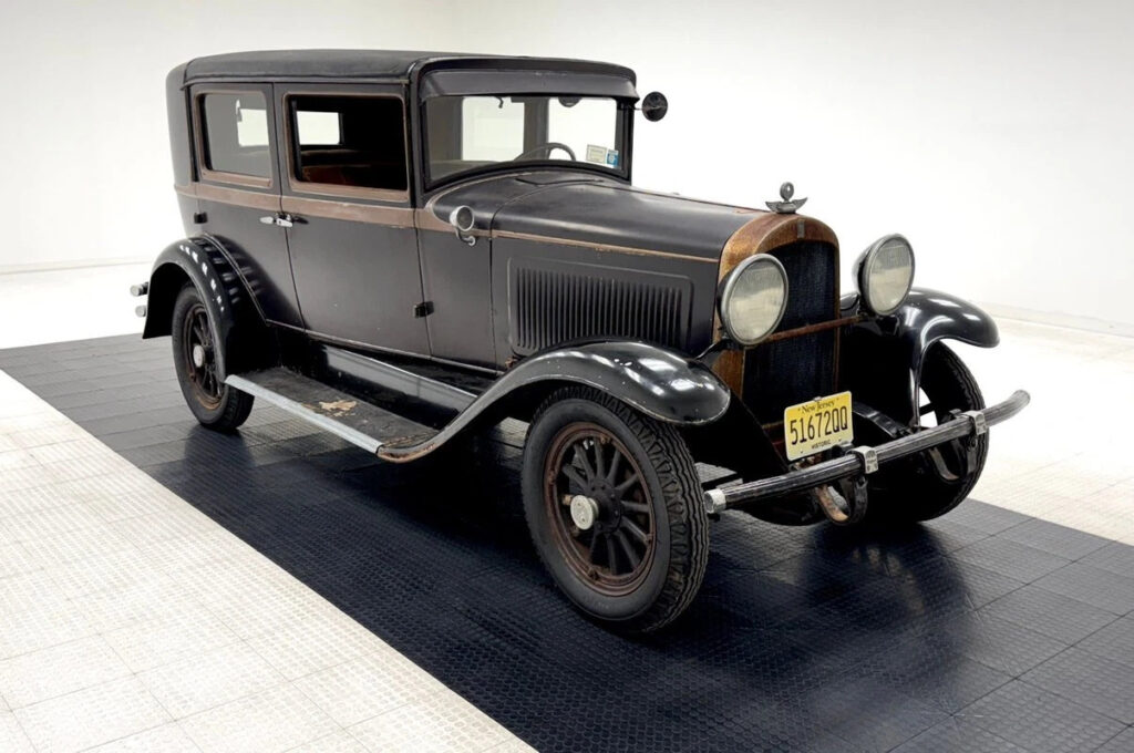 1929 Overland Whippet 98A Series Sedan