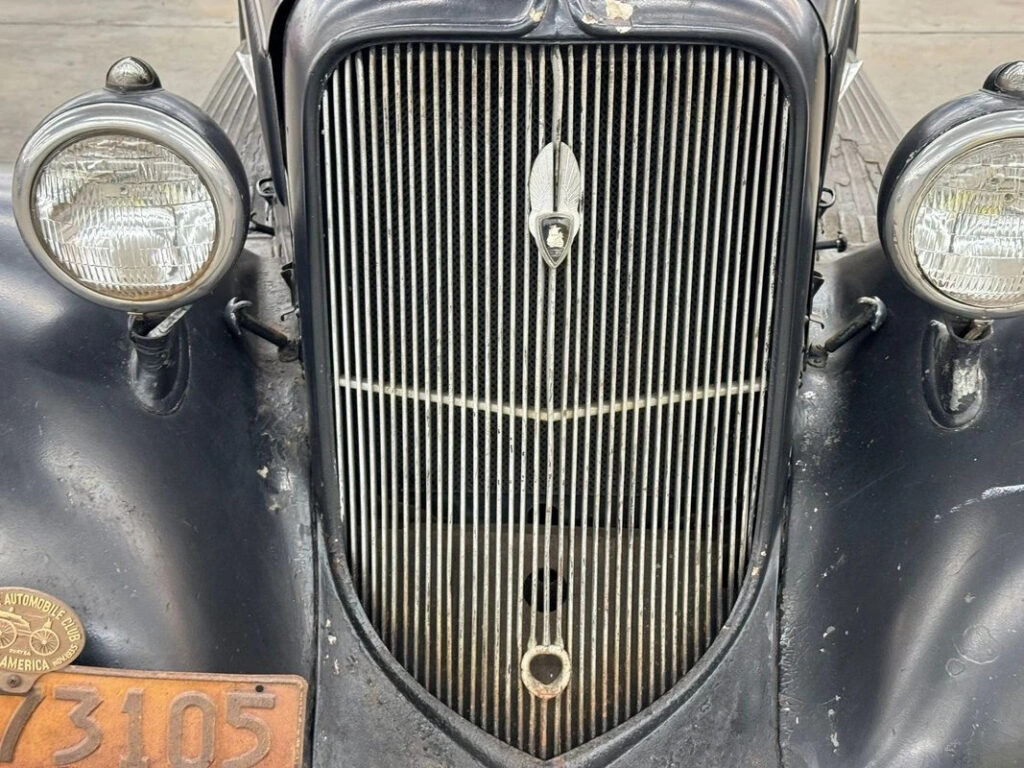 1934 Plymouth PE Deluxe 4-Door Sedan