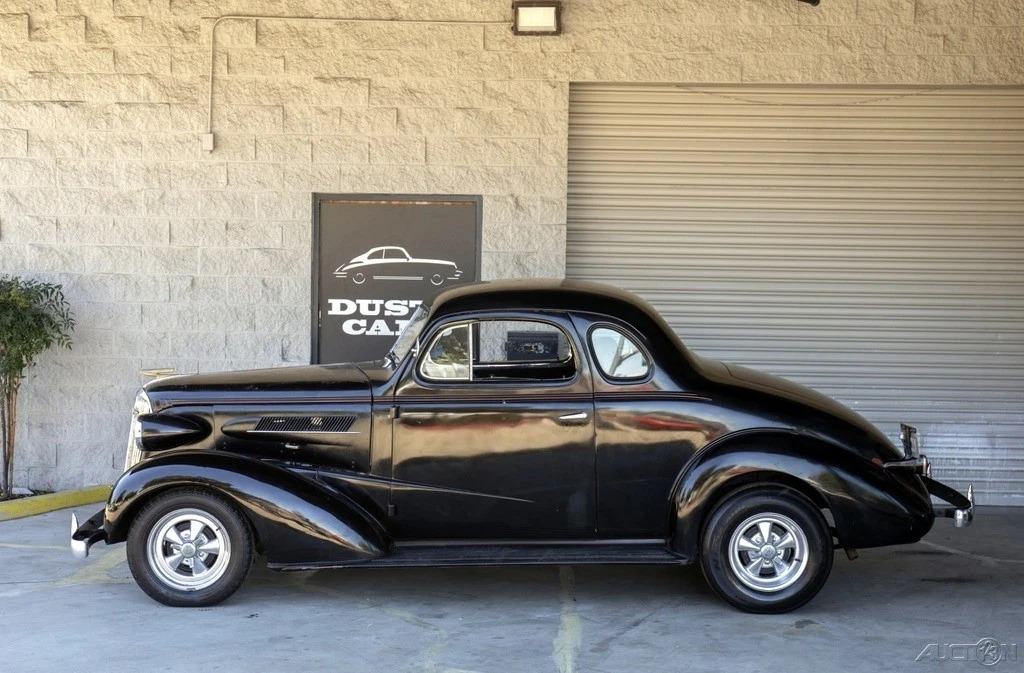 1937 Chevrolet Master Deluxe Coupe
