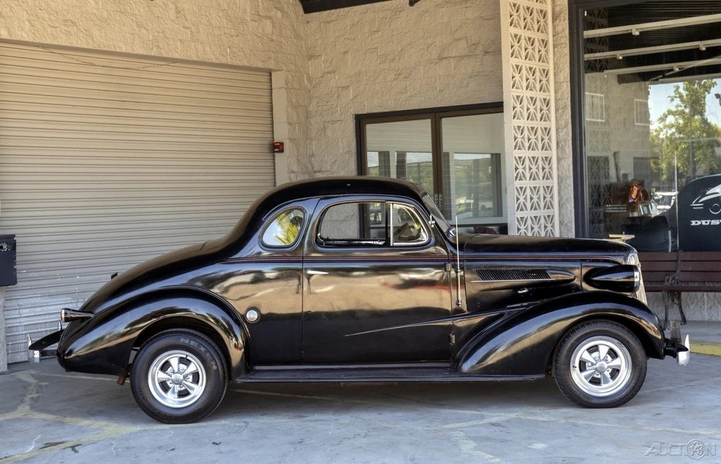 1937 Chevrolet Master Deluxe Coupe