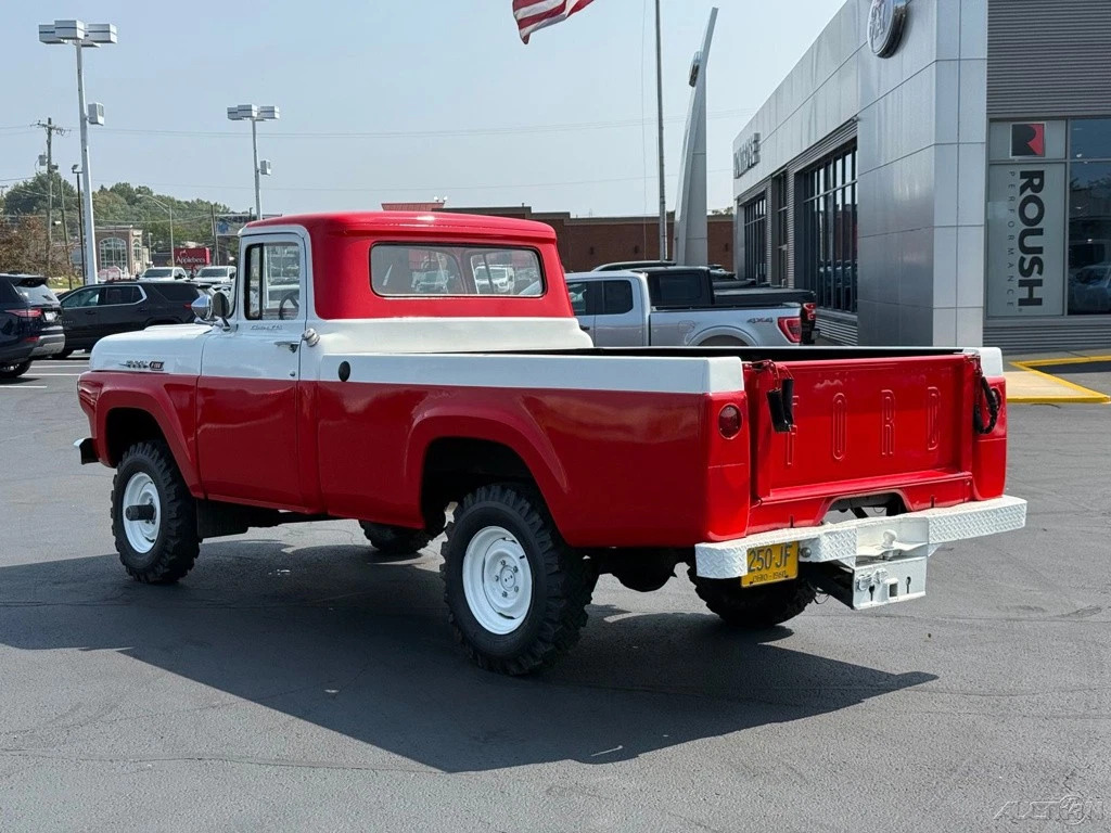 1960 Ford F-100 4X4