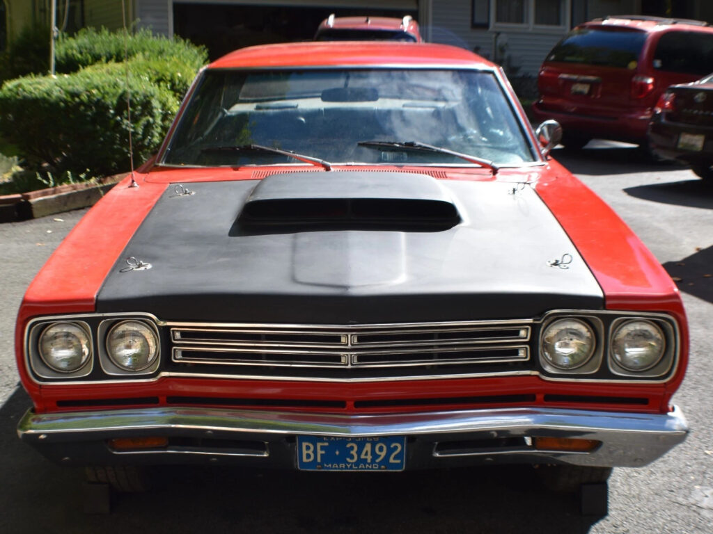 1969 Plymouth Road Runner 440 6 Barrel 4 Speed Tribute