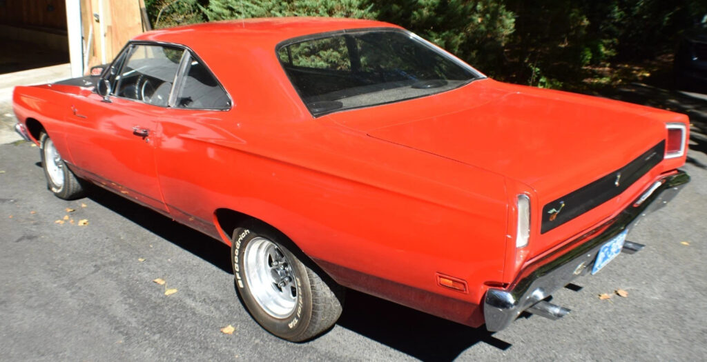1969 Plymouth Road Runner 440 6 Barrel 4 Speed Tribute