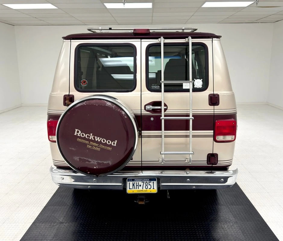 1993 Chevrolet Van 20 Rockwood Conversion