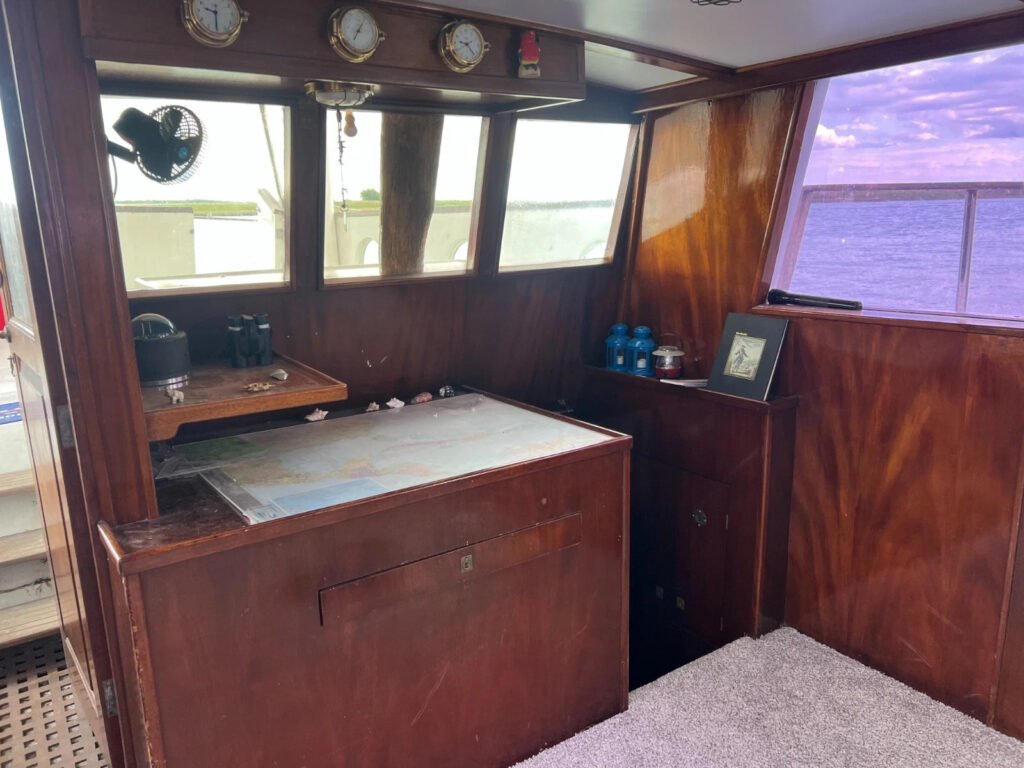 65′ Diesel Trawler Great loop boat and Beyond
