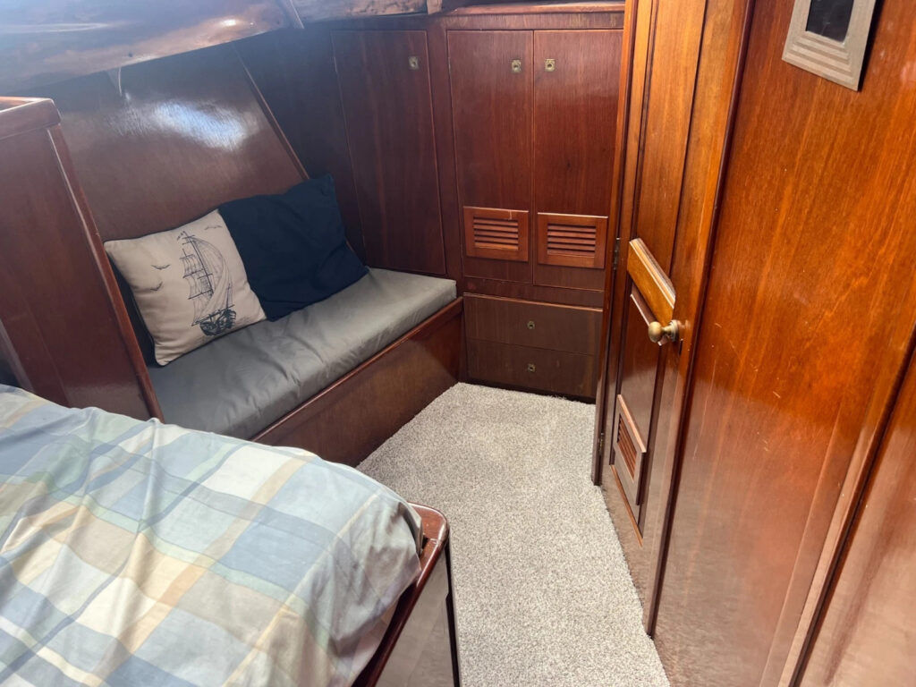 65′ Diesel Trawler Great loop boat and Beyond