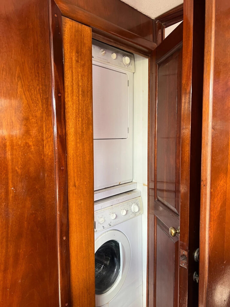65′ Diesel Trawler Great loop boat and Beyond