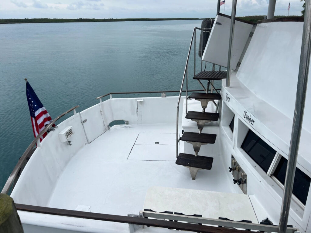 65′ Diesel Trawler Great loop boat and Beyond