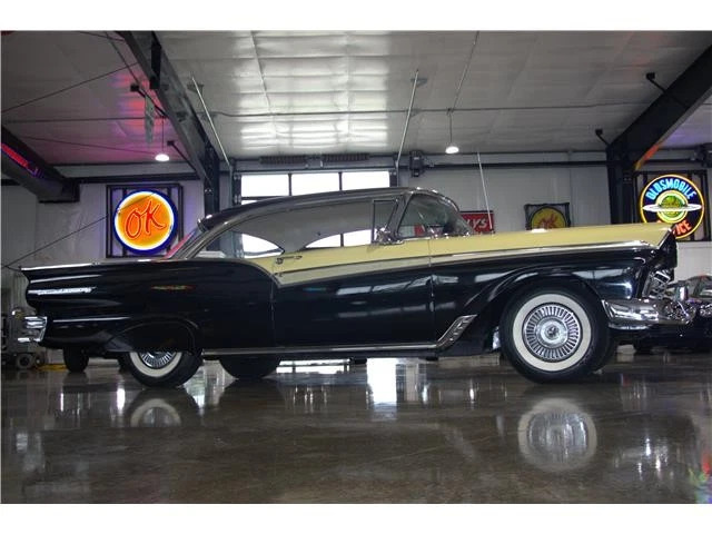 1957 Ford Fairlane