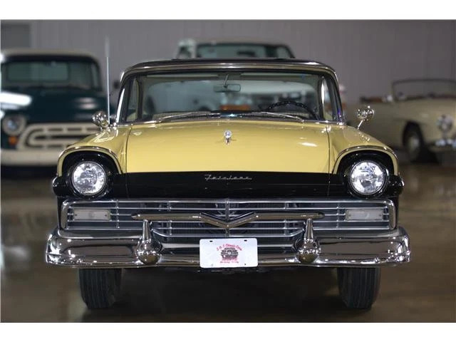 1957 Ford Fairlane
