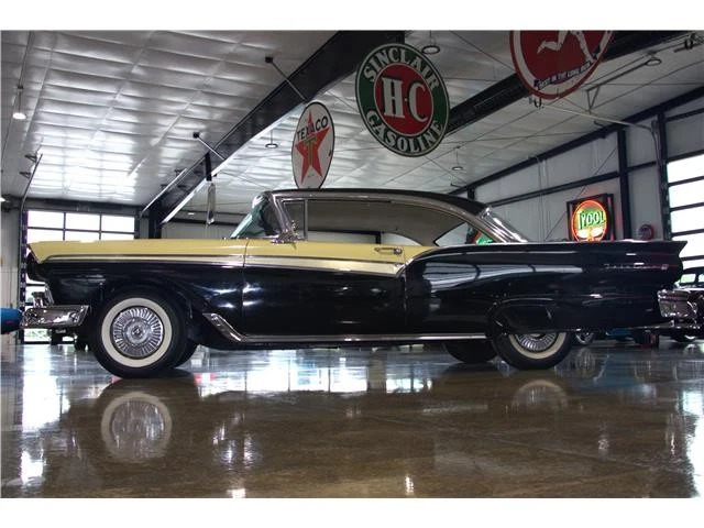 1957 Ford Fairlane