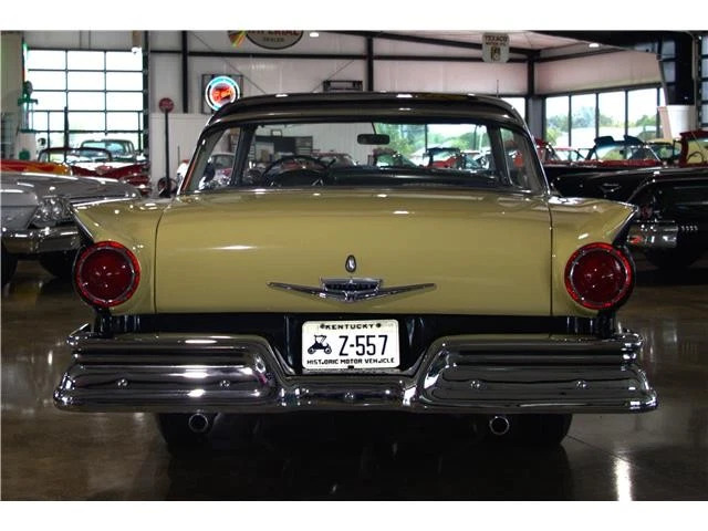 1957 Ford Fairlane
