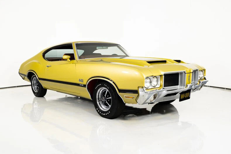 1971 Oldsmobile Cutlass W-30