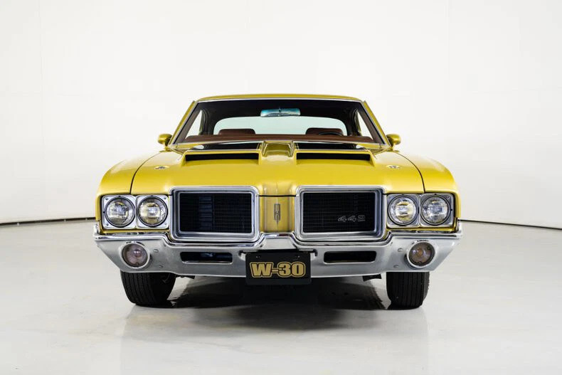 1971 Oldsmobile Cutlass W-30