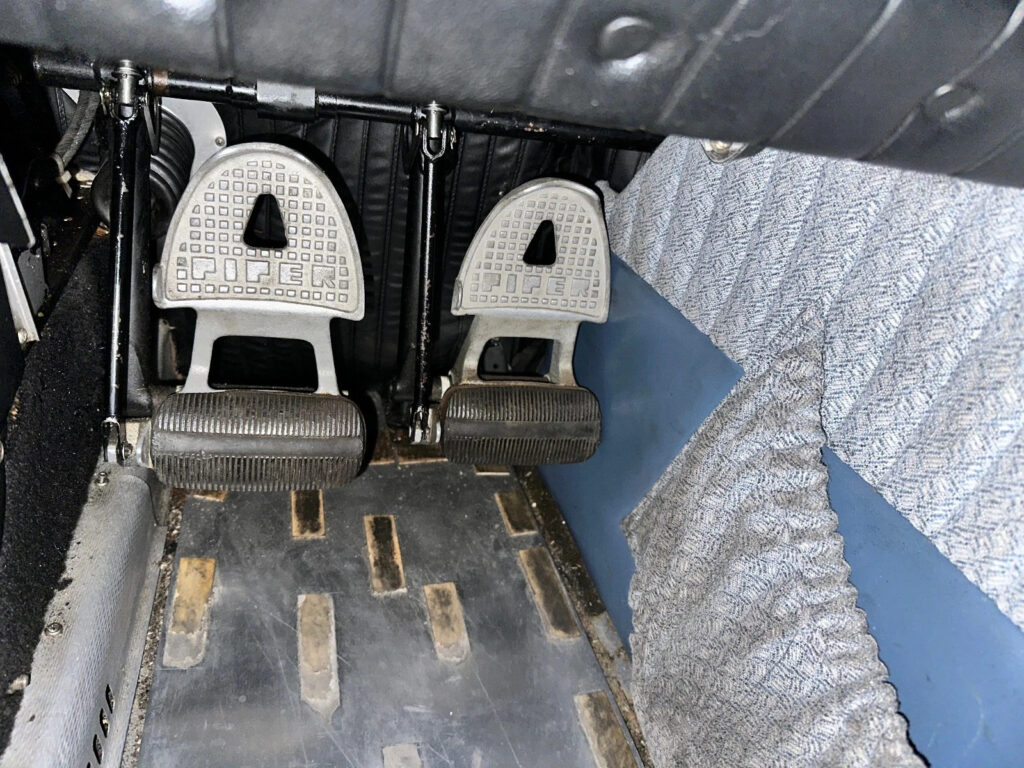 1975 Piper Warrior, Only 2075 Hours Total TIME Since New A/F AnD Engine