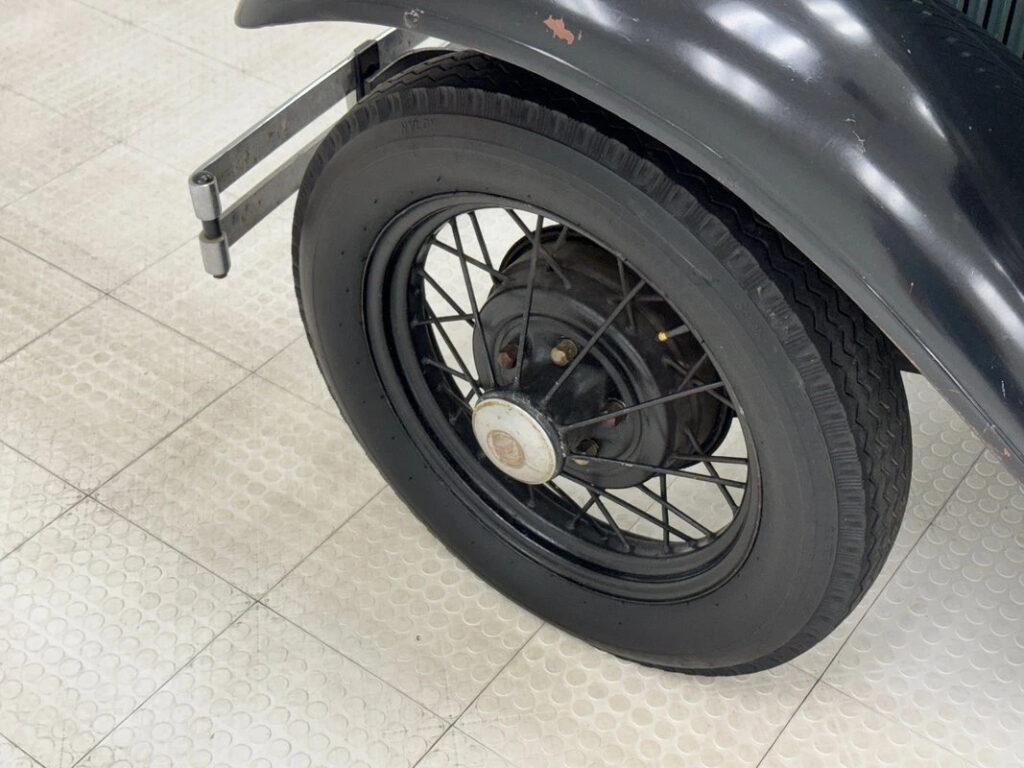 1930 Ford Model A Town Sedan